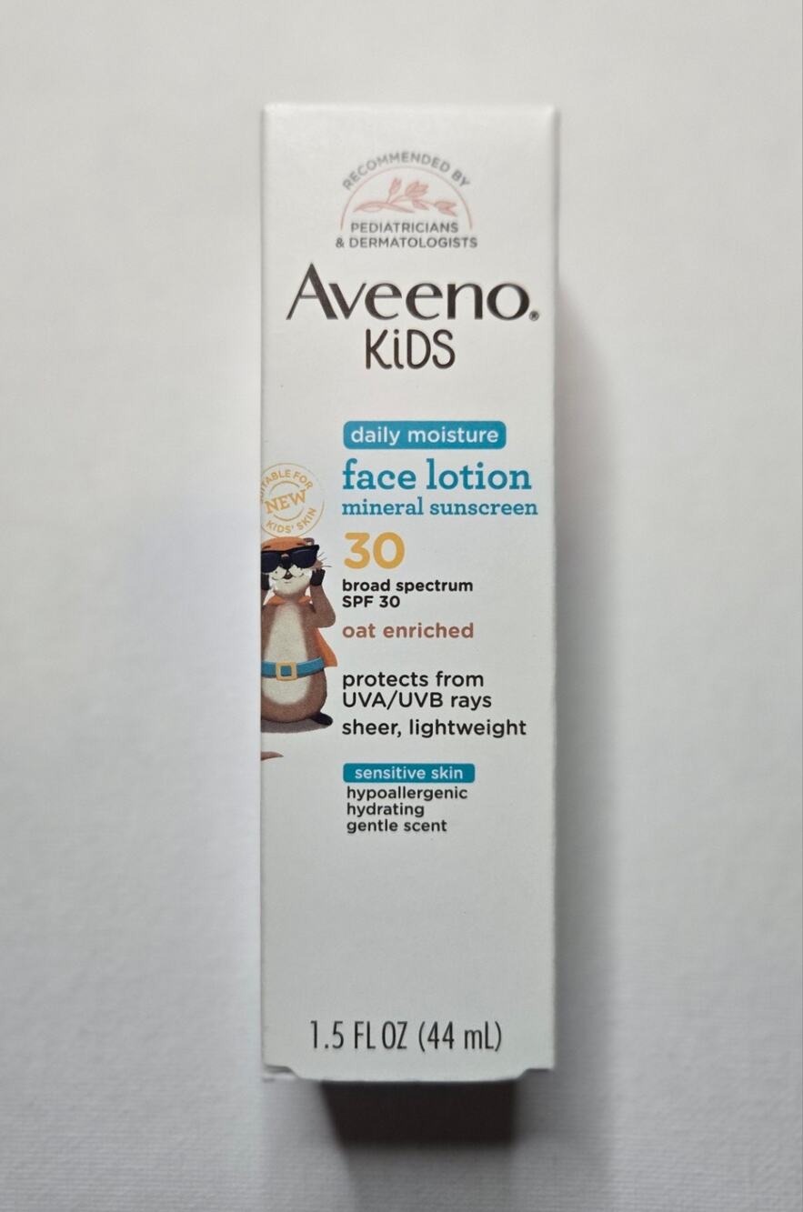 Aveeno Kids Sensitive Skin Face Lotion Mineral Sunscreen SPF 30 1.5 fl oz